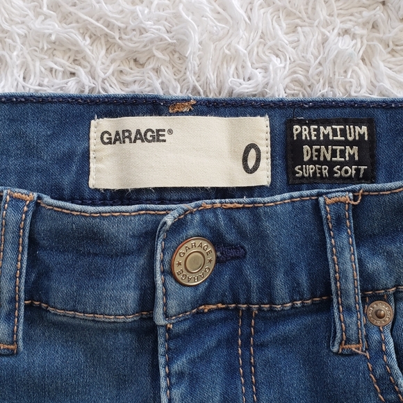 Garage Retro High Waist Shorts with Distressing - Picture 4 of 8